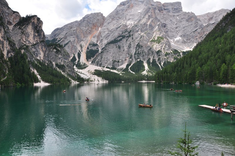 Dormire in una botte al lago di Braies (e in altre località del Trentino e della Lombardia)